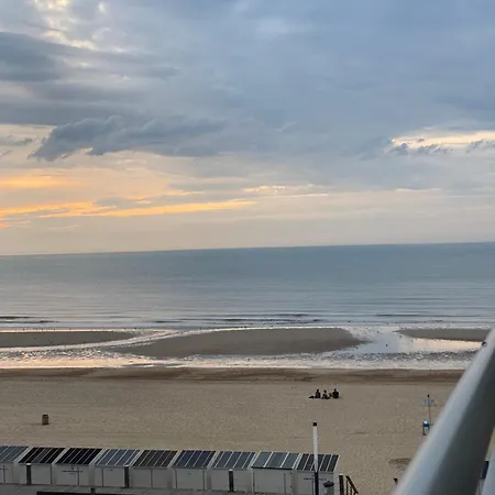 Rustieke Met Zeezicht * Oostende